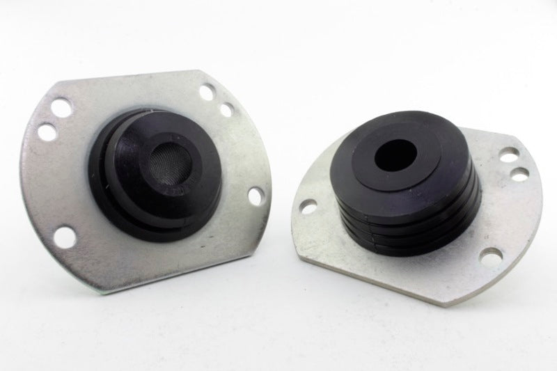 Whiteline 04-06 Pontiac GTO / Commodore VT-VZ 8cyl Front Radius Rod - Shim Adjustable Caster Kit