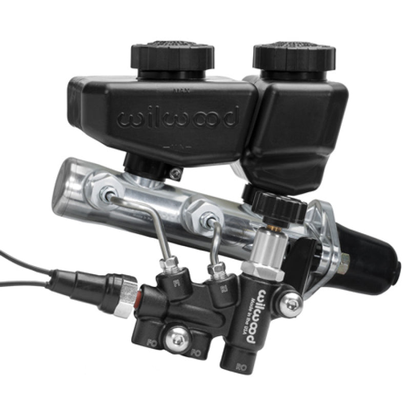 Wilwood Remote Tandem M/C Kit w/Bracket and Valve - 1in Bore Black